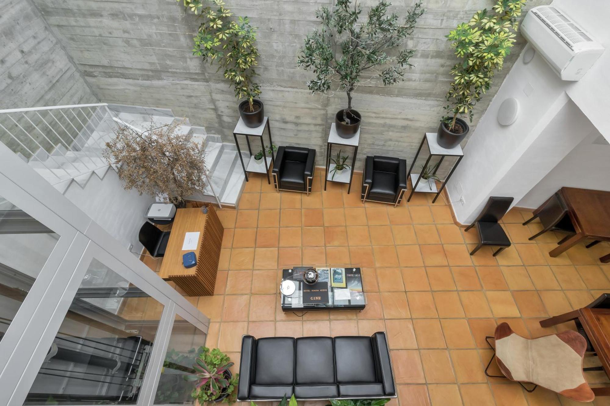 Nuevo Hotel